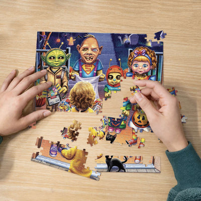 Alien Halloween | 210 Piece Personal Puzzle