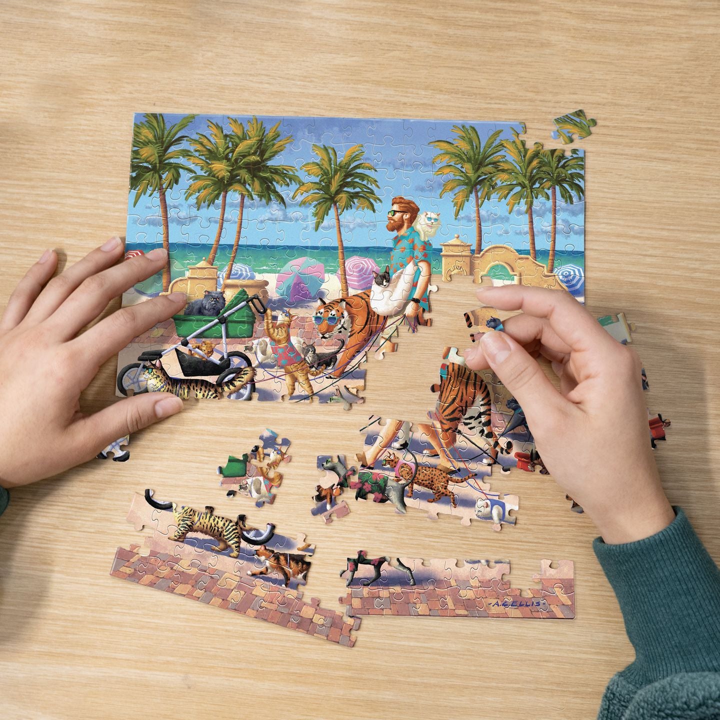 Cat Walker | 210 Piece Personal Puzzle